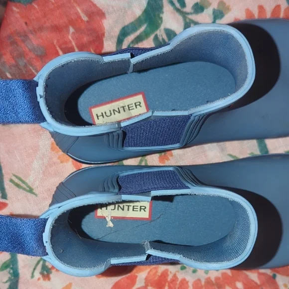 Hunter Size 7 Periwinkle/Navy Ankle Rain Boots / Deck Boots (Fishing) 🐟⚓ - Picture 4 of 6